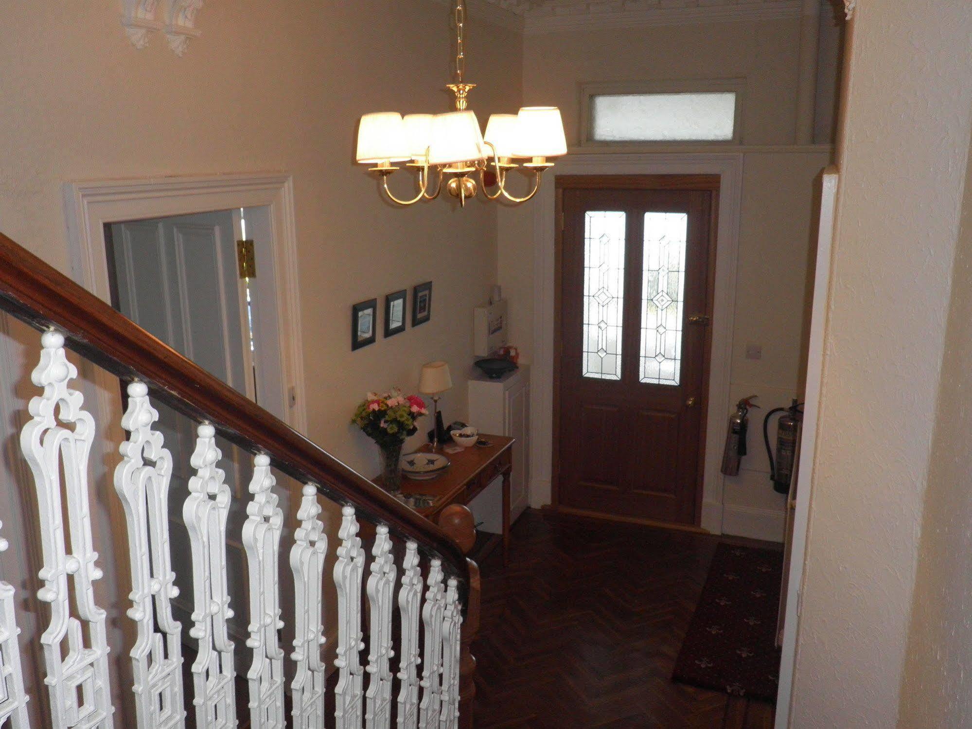 Douglas Park Guest House Kirn Dış mekan fotoğraf